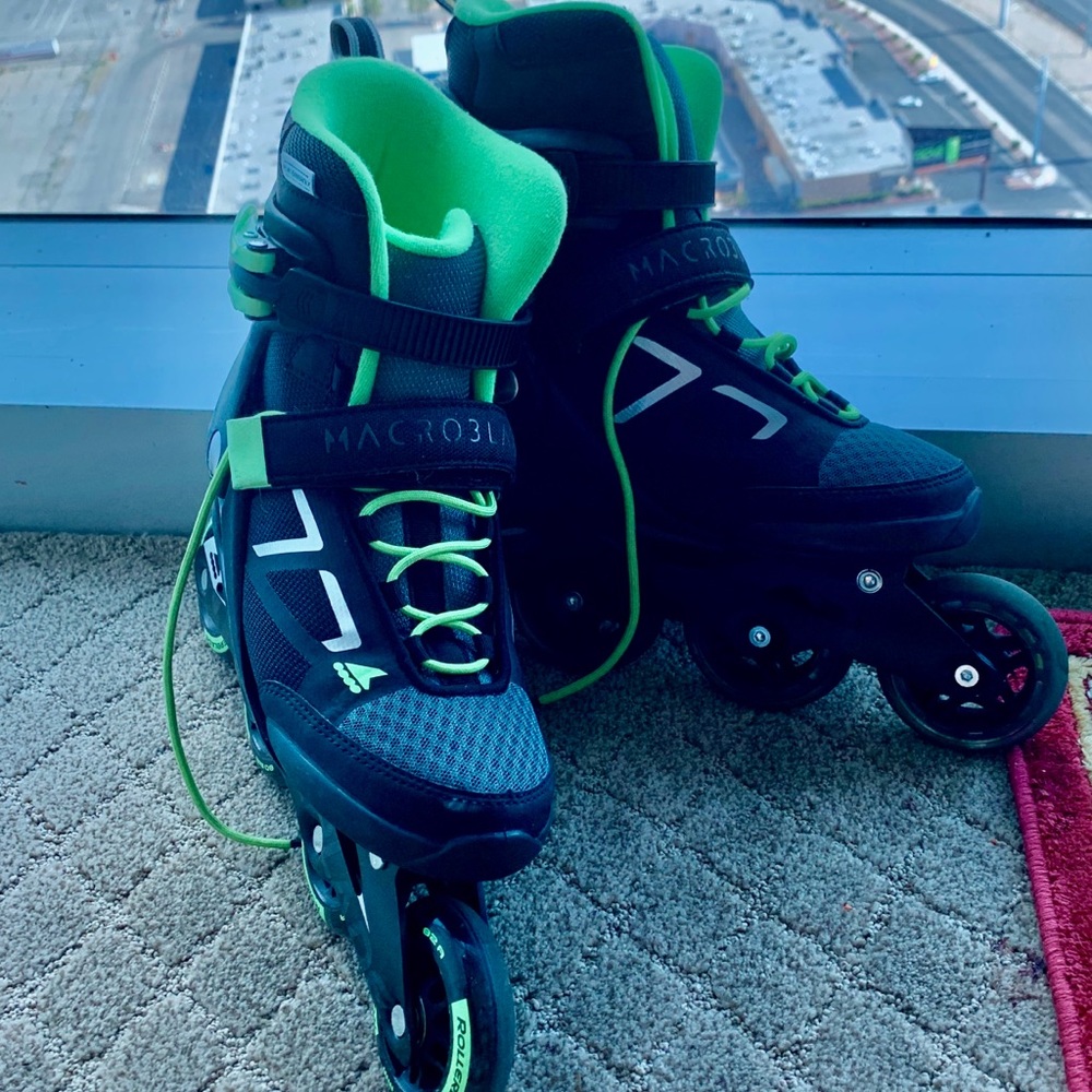 Women’s Rollarblades